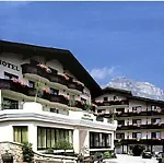 Jenbacherhof Hotel 4*
